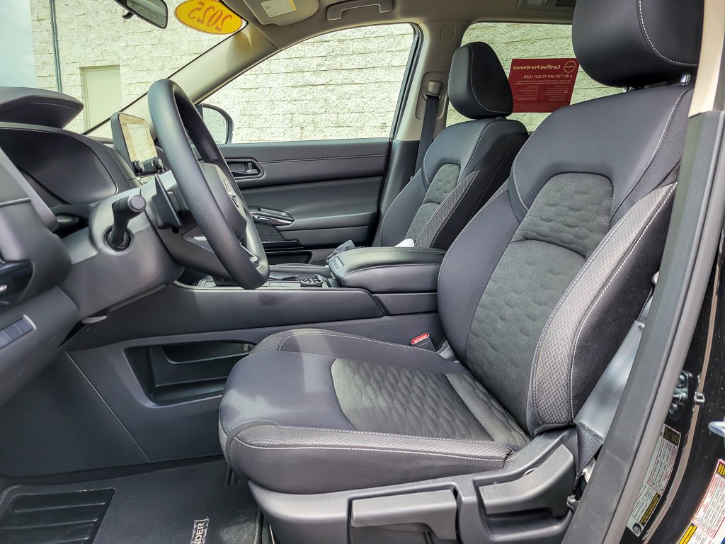 Certified Used 2025 Super Black Nissan S image 8