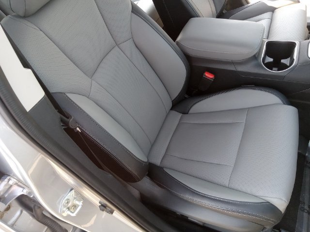 2025 Subaru Outback Limited - Photo 12