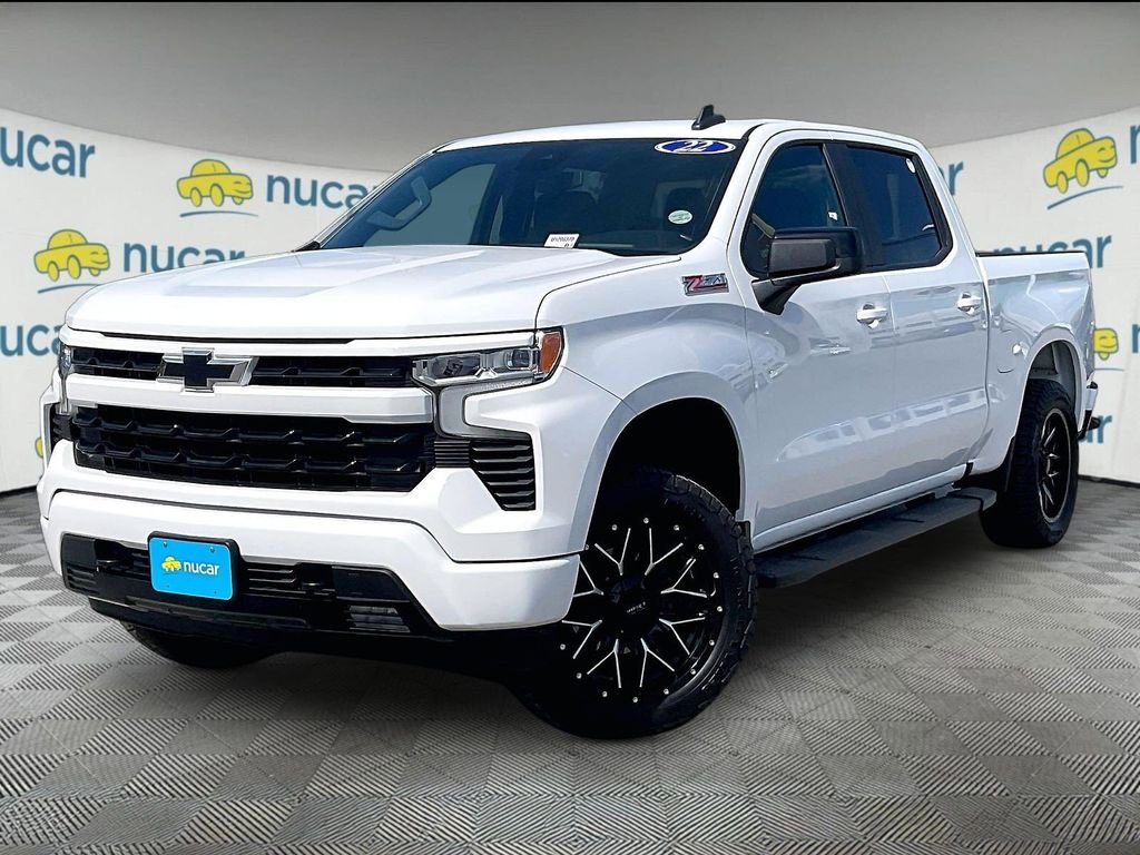Used 2022 White Chevrolet RST image 3