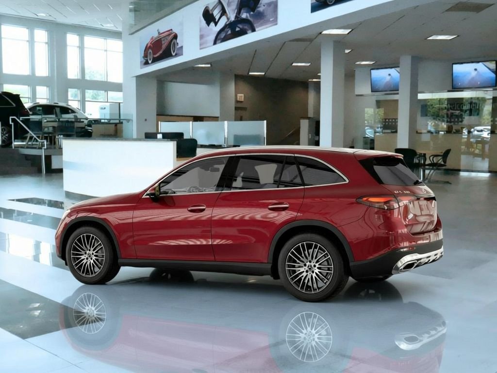 New 2026 MANUFAKTUR Patagonia Red Metallic Mercedes-Benz GLC 300 image 30