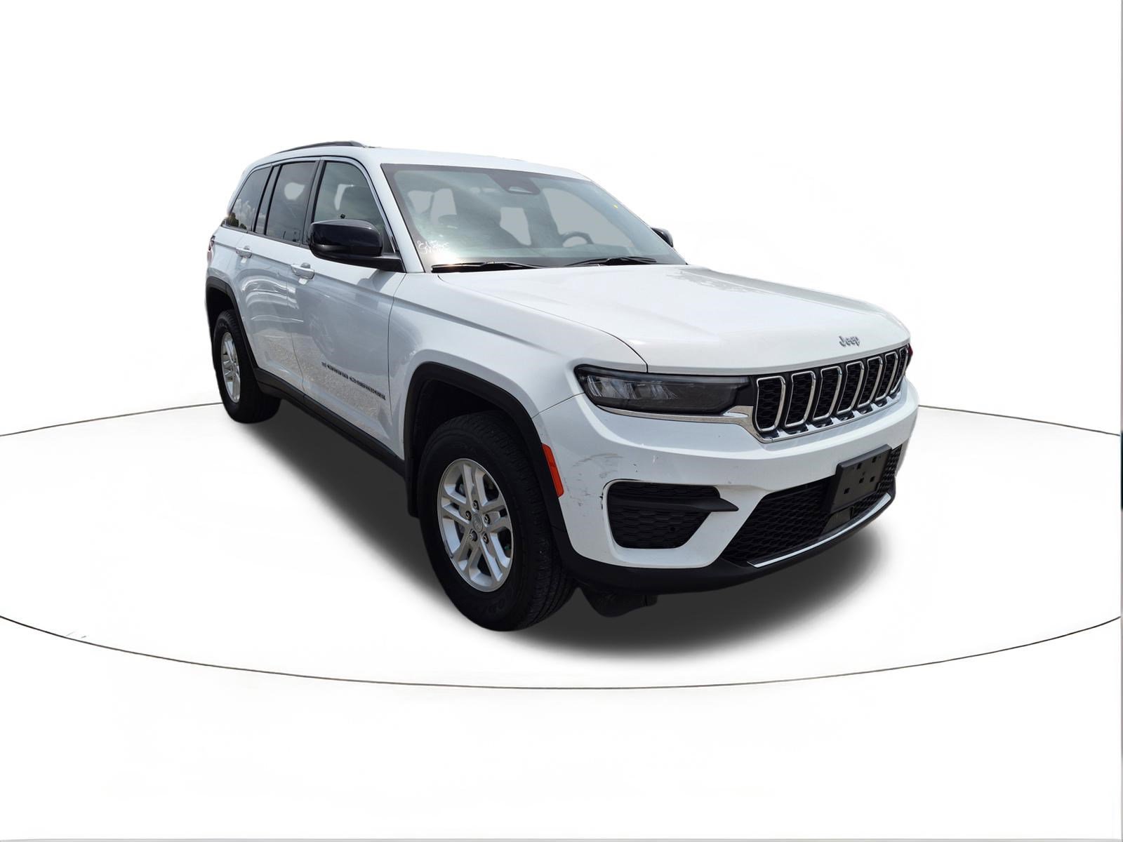 2025 Jeep Grand Cherokee Laredo's photo
