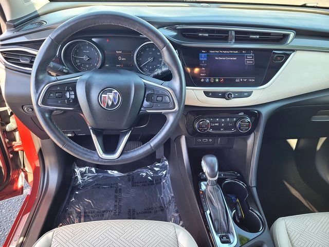Used 2022 Red Buick Essence image 9