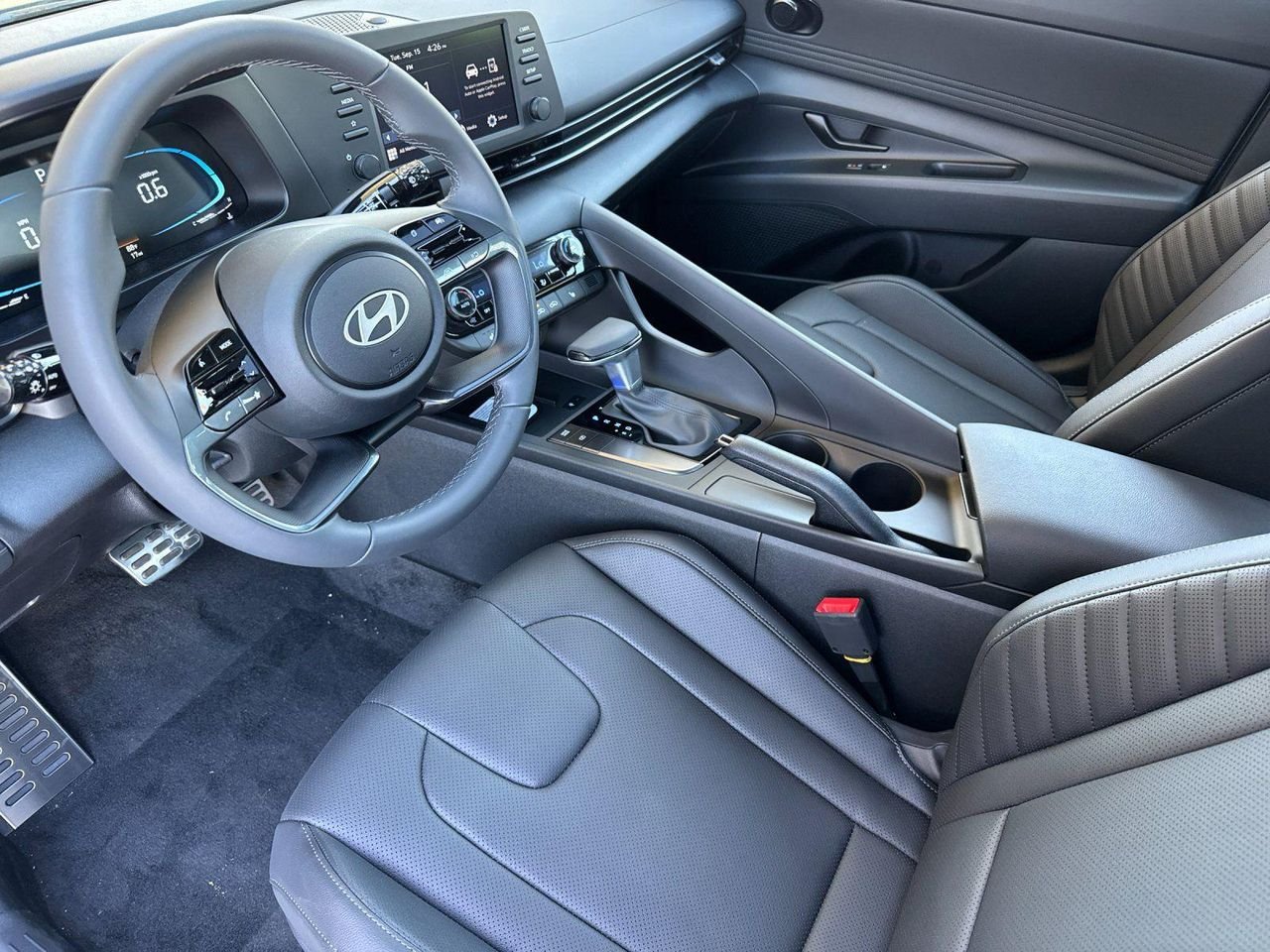 New 2026 Gray Hyundai SEL Sport Plus image 9