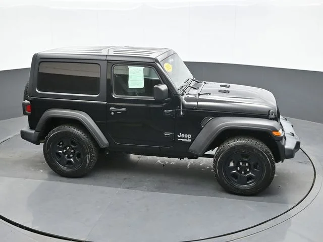 Used 2021 Black Jeep Sport image 16