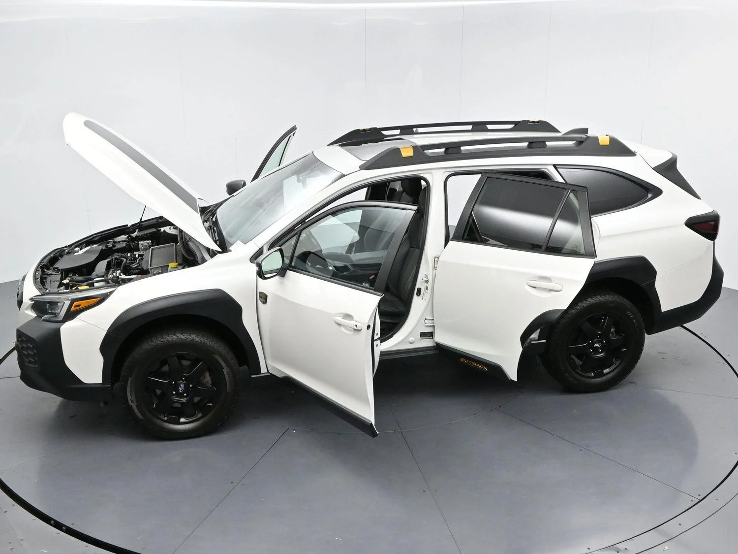 Used 2024 Crystal White Pearl Subaru Wilderness image 38