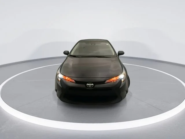 Used 2021 Black Toyota LE image 9