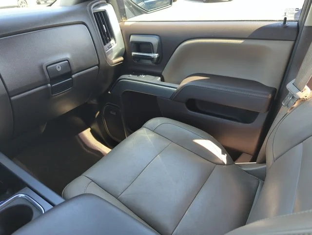 Used 2015 Green Chevrolet LTZ image 27