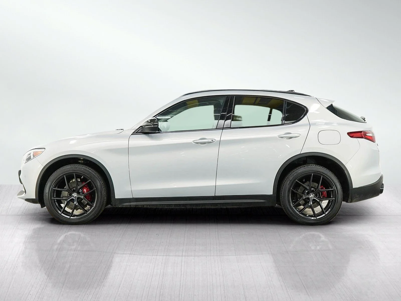 Used 2020 Alfa Romeo Stelvio Base with VIN ZASPAKAN5L7C98002 for sale in Burnsville, Minnesota