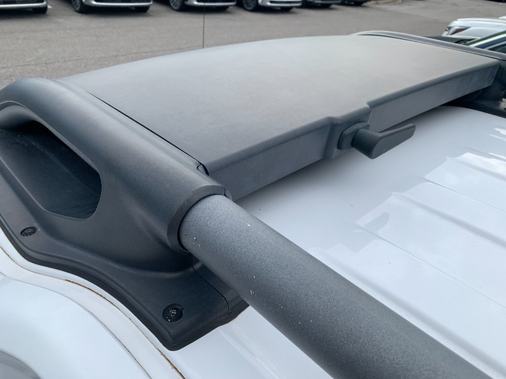 Used 2007 Avalanche Nissan S image 32