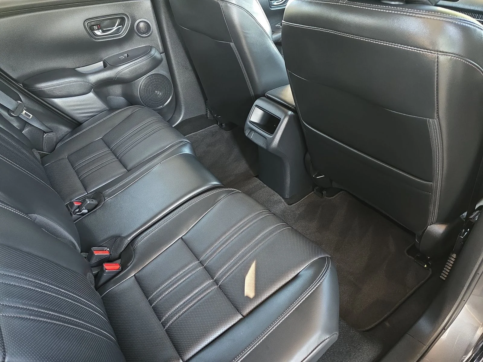 2024 Honda HR-V EX-L - Photo 11
