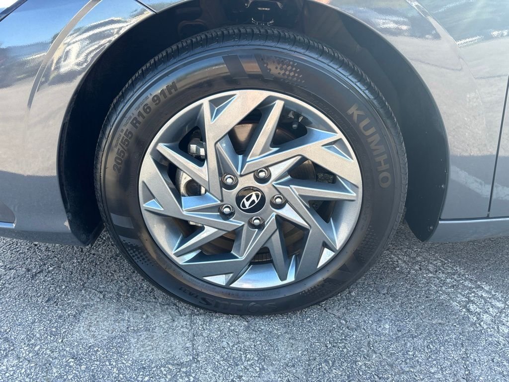 Certified Used 2024 Gray Hyundai SEL image 11