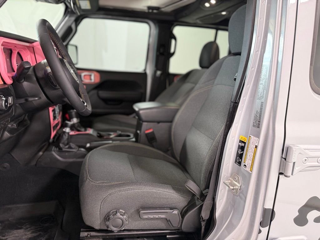 Used 2024 Silver Jeep Sport S image 12
