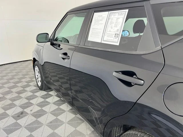 Used 2024 Black Kia LX image 10