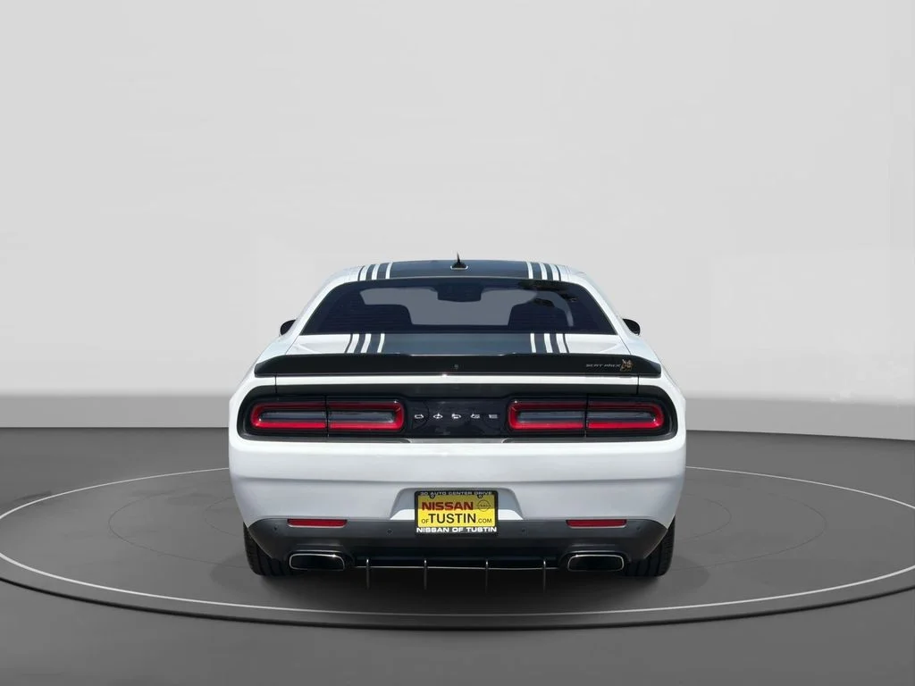 Used 2022 White Knuckle Clearcoat Dodge R/T Scat Pack image 5