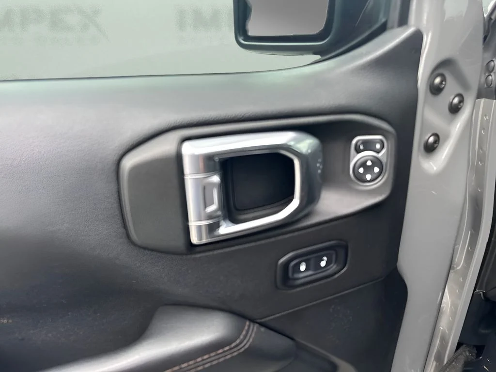 Used 2021 Gray Jeep Unlimited Rubicon 392 image 18