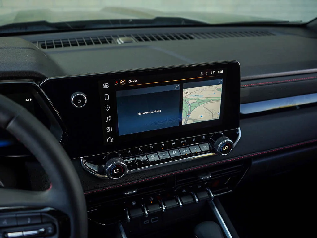 New 2026 Summit White Chevrolet Z71 image 21