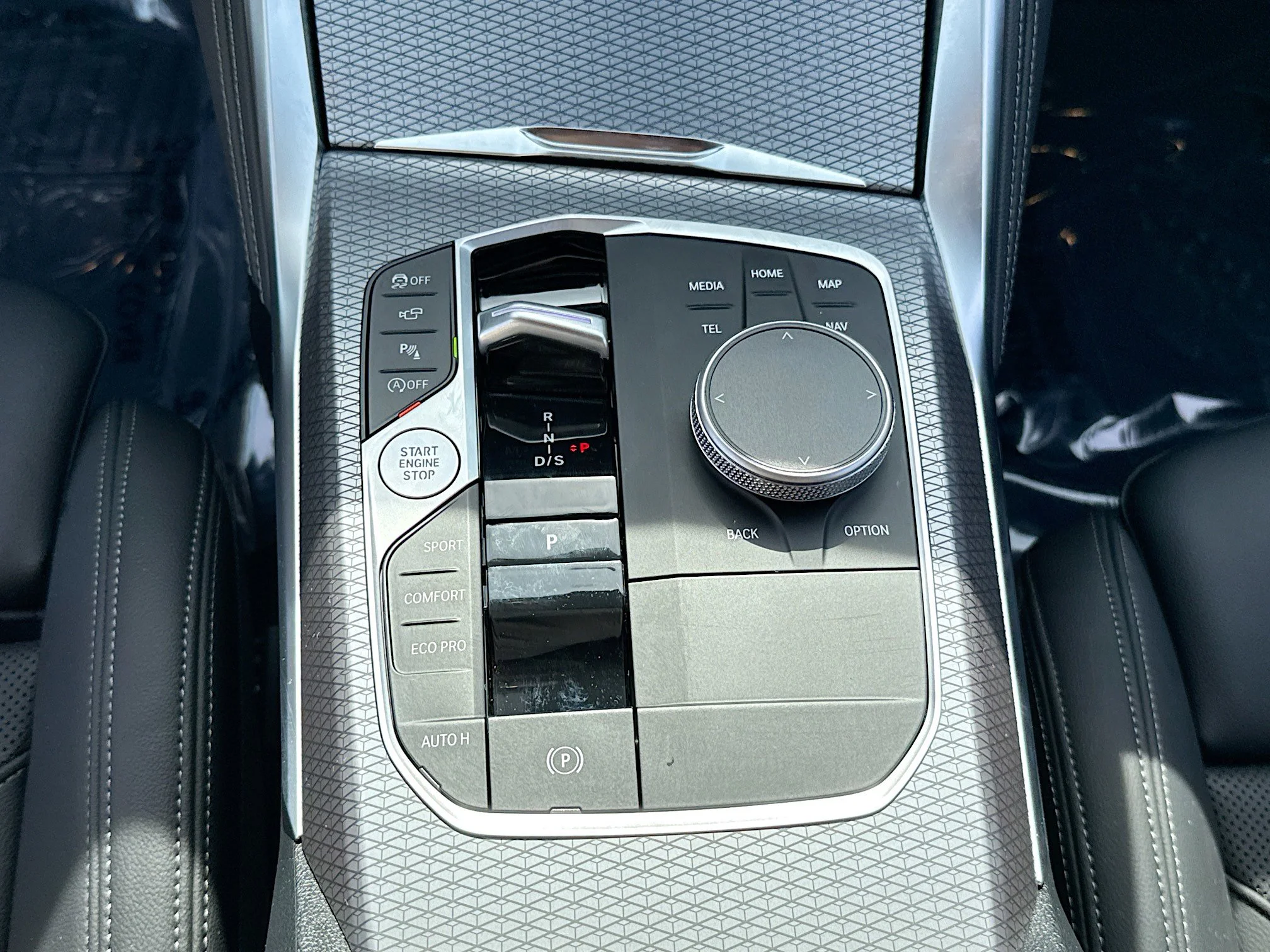 2026 BMW 4 Series M440i - Photo 29