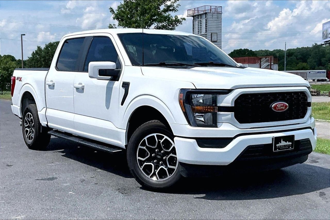 Used 2023 OXFORD WHITE Ford XL image 37
