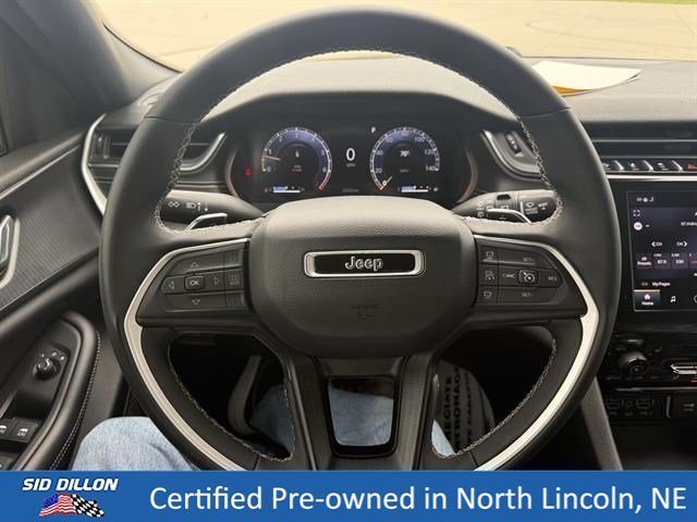 Used 2024 Velvet Red Pearlcoat Jeep Altitude image 12