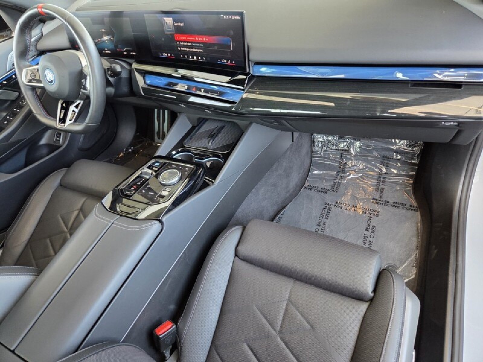 2025 BMW i5 M60 - Photo 20