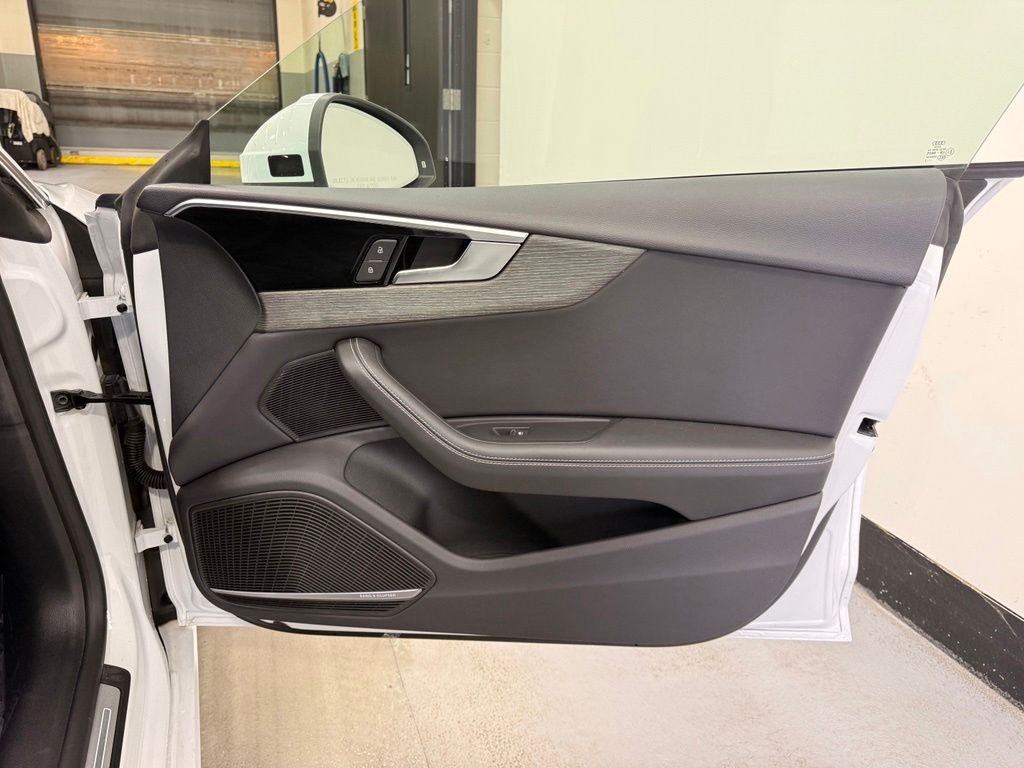 Used 2023 White Audi quattro image 28
