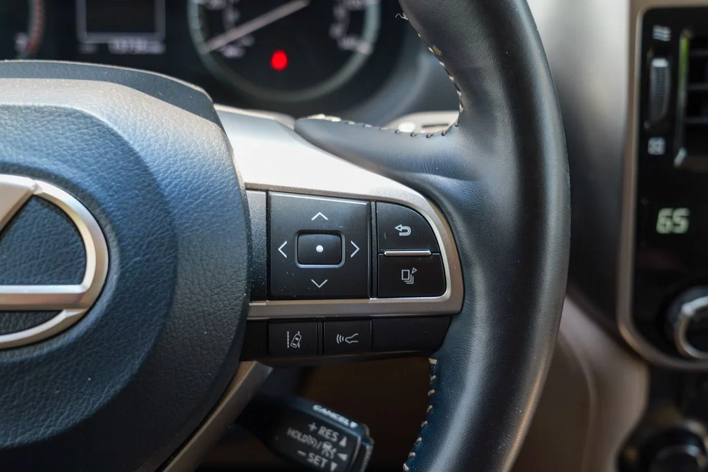 Used 2023 Caviar Lexus 460 image 47