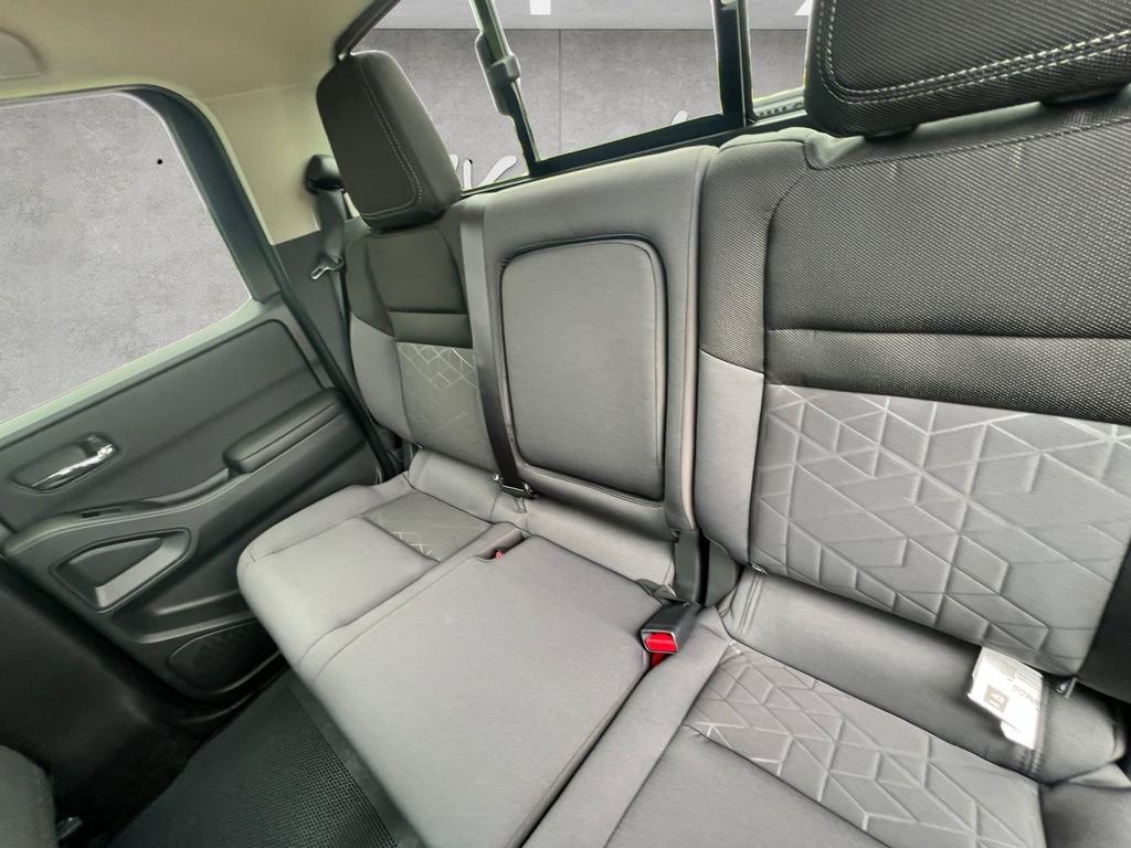 New 2026 Glacier White Nissan Crew Cab SV Long Bed image 23