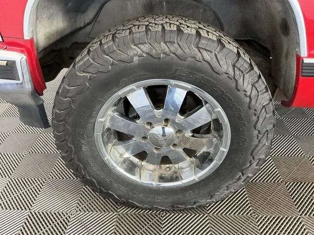 Used 1995  Chevrolet Cheyenne image 6