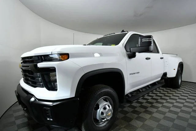 2026 Chevrolet Silverado 3500 HD Work Truck - Photo 6
