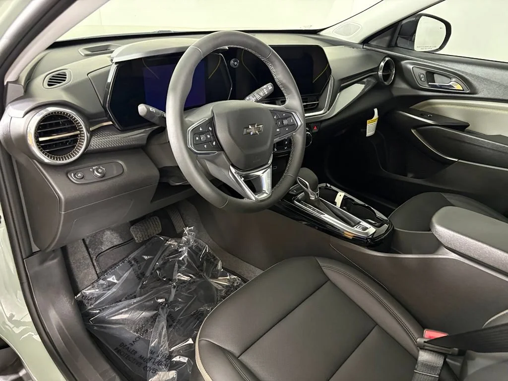 New 2026 Cacti Green Chevrolet ACTIV image 20