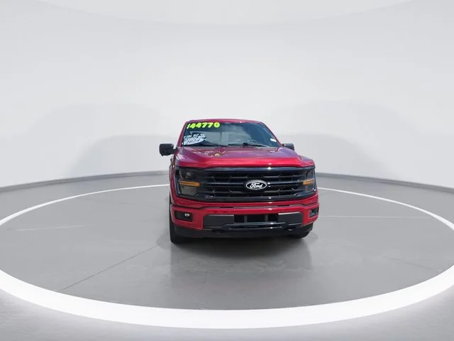 Used 2024 Red Ford XLT image 3