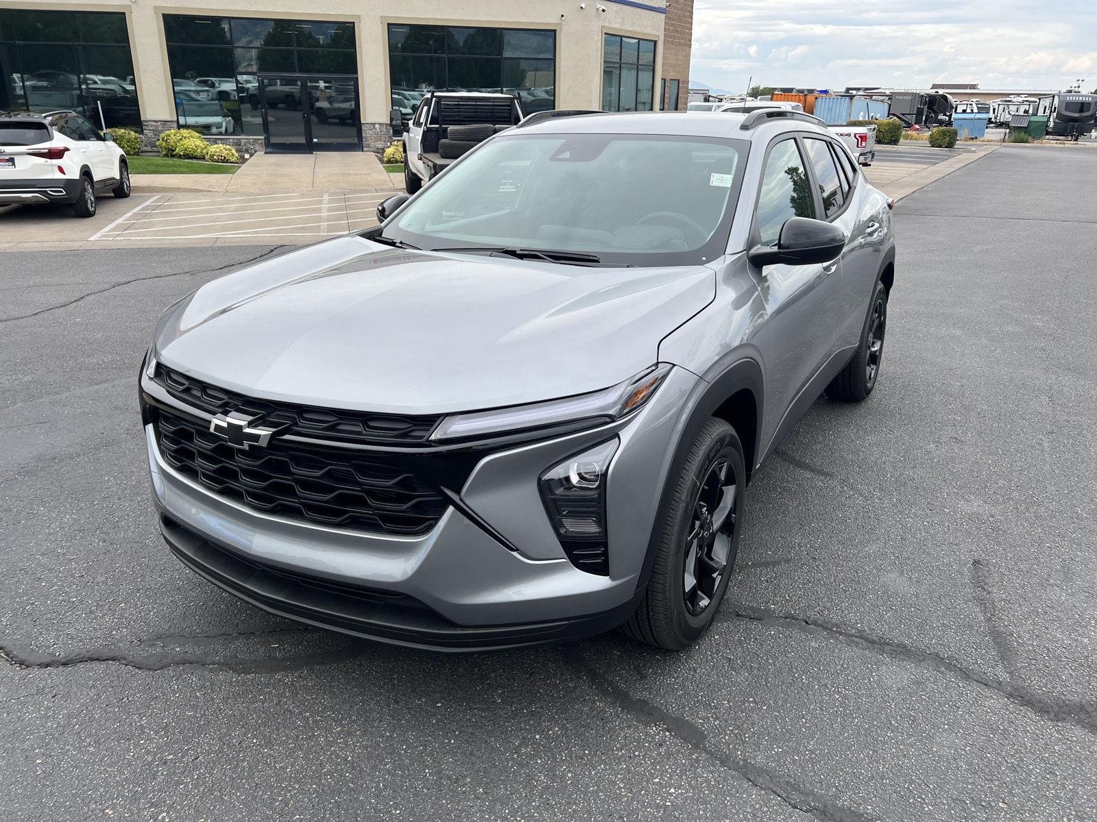 2026 Chevrolet Trax LT - Photo 9