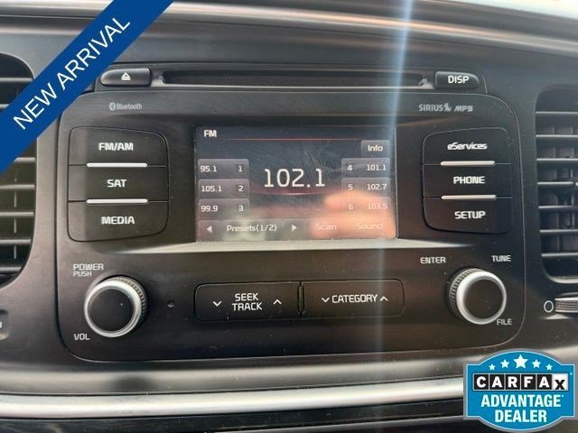 Used 2016 Aurora Black Kia Base image 9