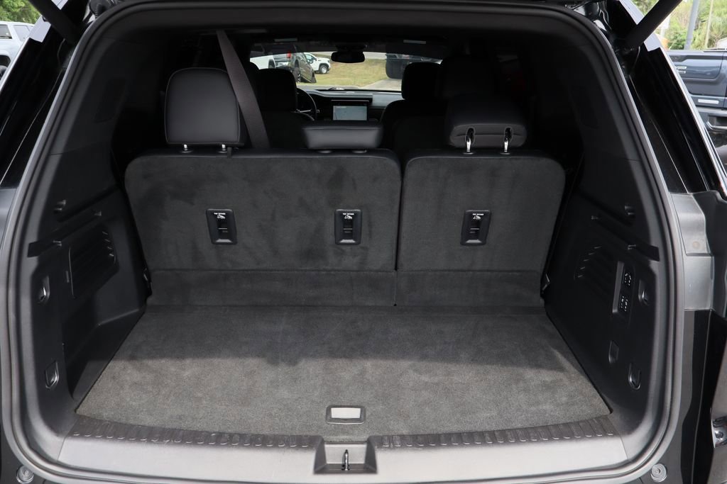 2024 GMC Acadia Denali - Photo 24