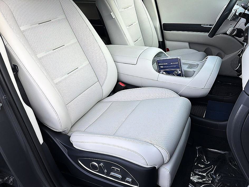 Used 2026 Ecotronic Gray Pearl Hyundai Calligraphy image 21