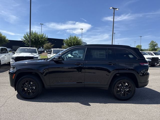 New 2026 Black Jeep Altitude image 4