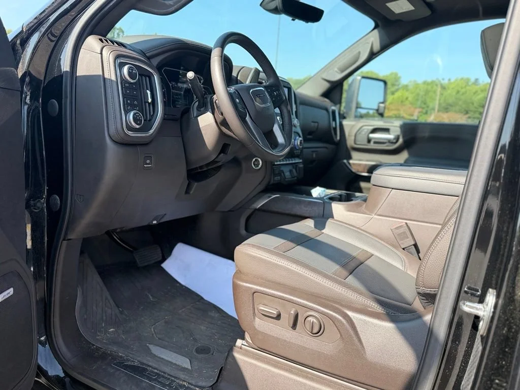 Used 2020 ONYX BLACK GMC Denali image 21