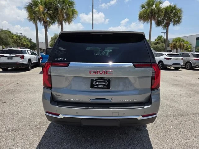 New 2026 Sterling Metallic GMC Elevation image 12