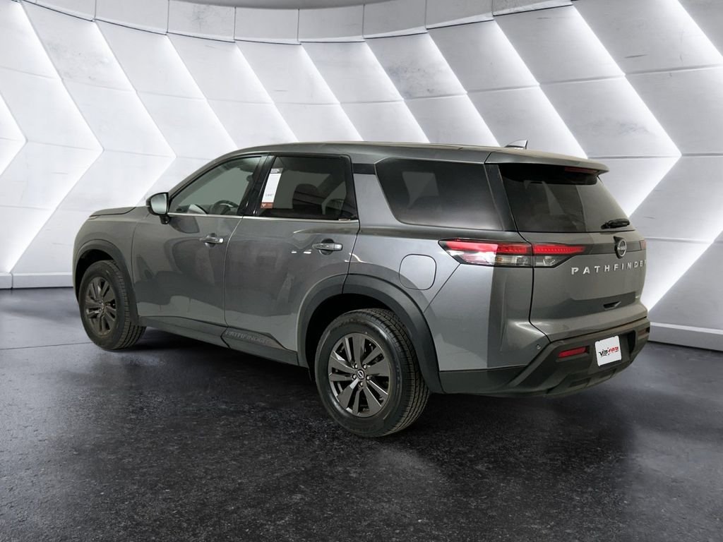 Used 2022 Gray Nissan S image 6