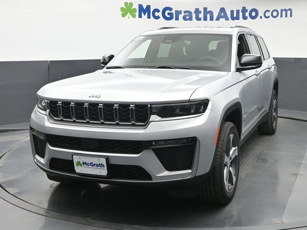 New 2026 Silver Zynith Exterior Paint Jeep Limited image 23