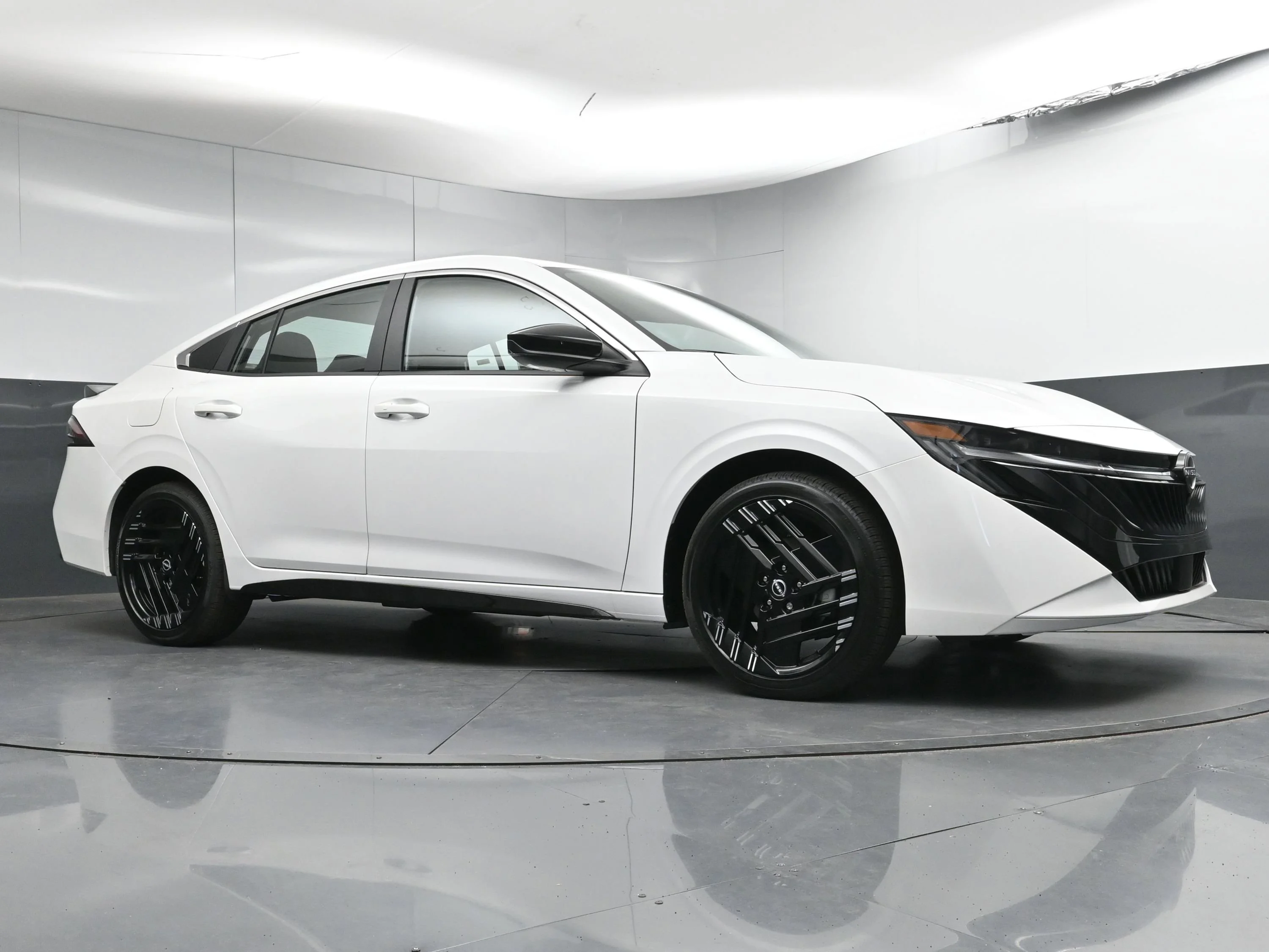 New 2026 Aspen White Tricoat Nissan SR image 21