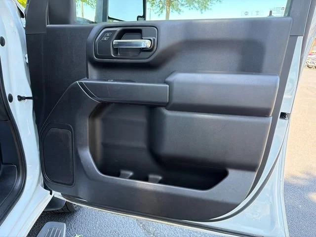 Used 2022 Summit White Chevrolet WT image 14
