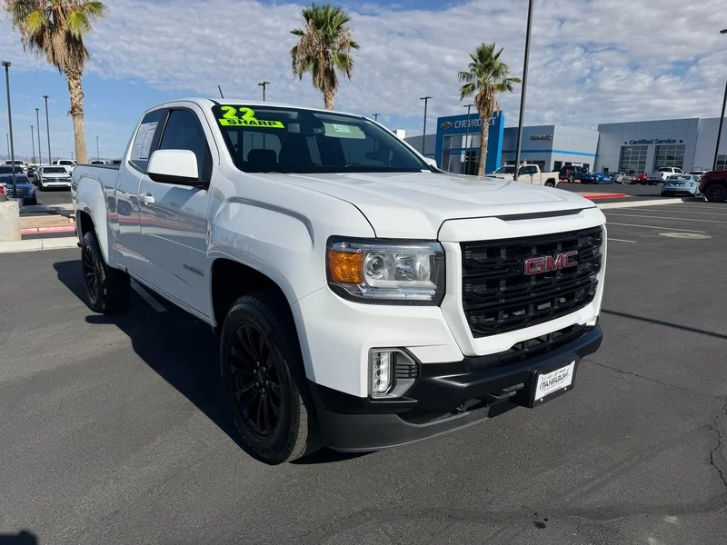Used 2022 Summit White GMC Elevation image 1