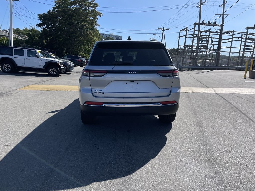 Certified Used 2024 Silver Jeep 4xe image 4