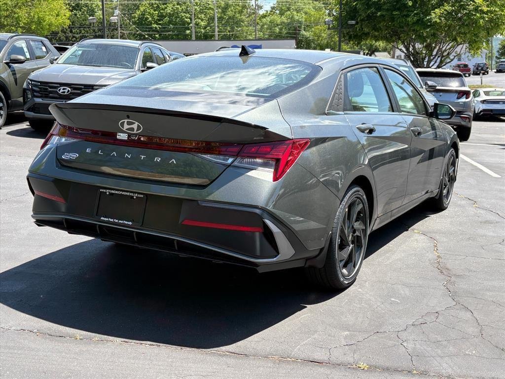 New 2026 Amazon Gray Hyundai SEL Sport image 33