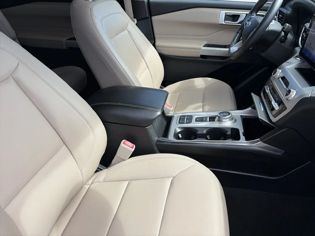 Used 2021 White Ford XLT image 34