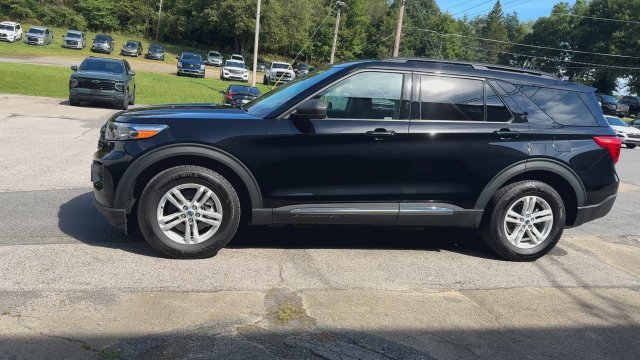 Used 2022 Agate Black Metallic Ford XLT image 9