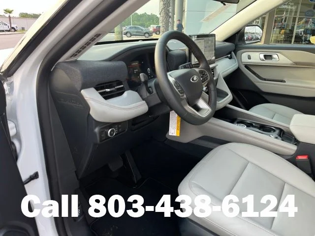 New 2026 Star White Metallic Tri-Coat Ford Active image 6