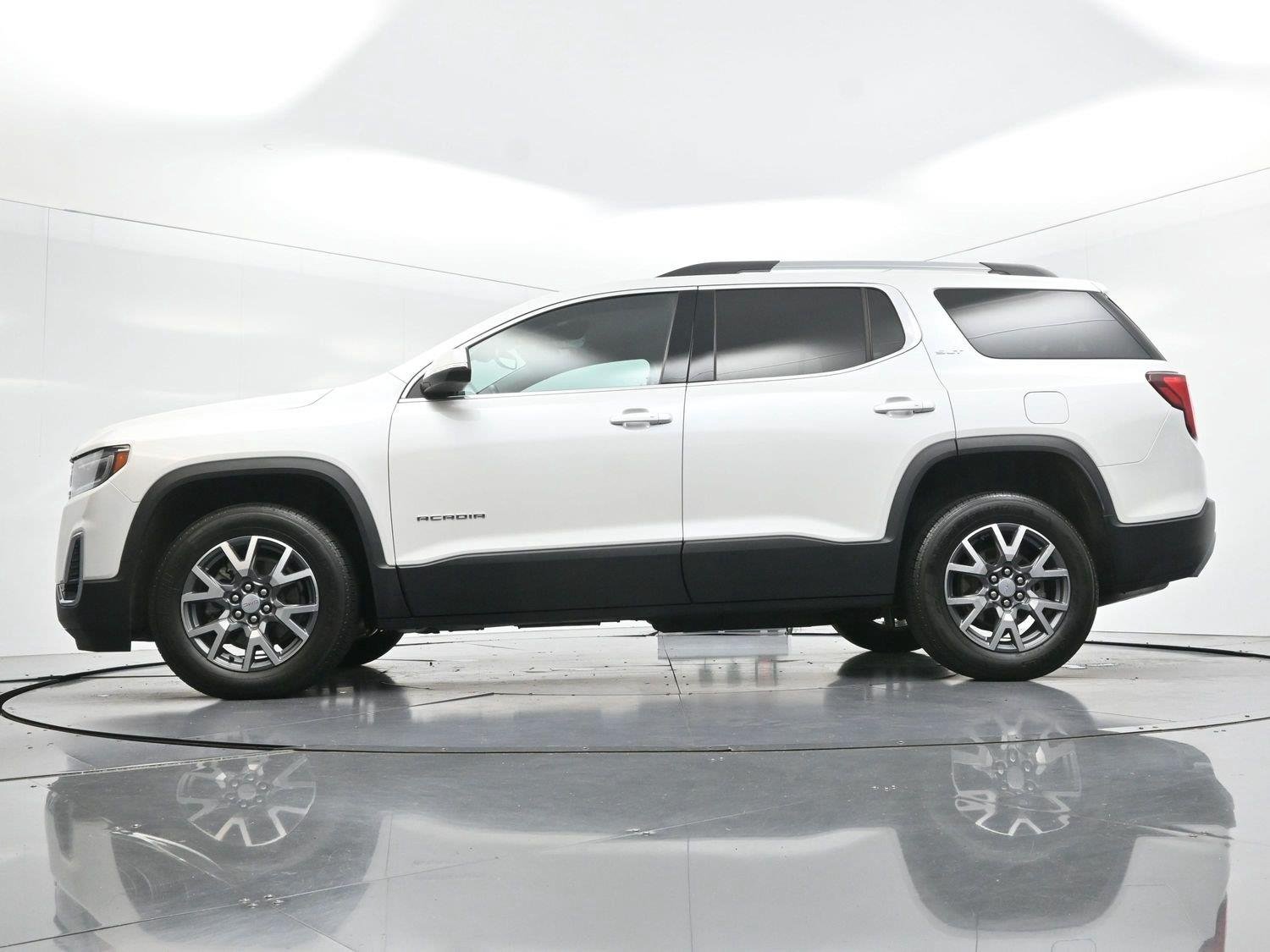 Used 2023 WHITE FROST TRICOAT GMC SLT image 45