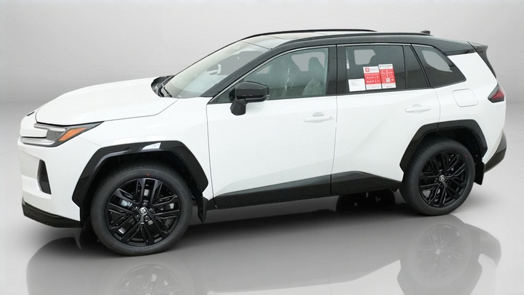 New 2026 Wind Chill Pearl with Midnight Black Metallic roof Toyota XSE image 5